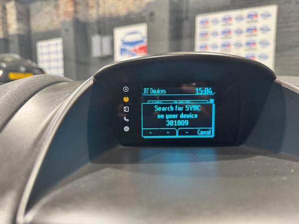 Used Ford Fiesta 2015 for sale - 75399523: Photo 25