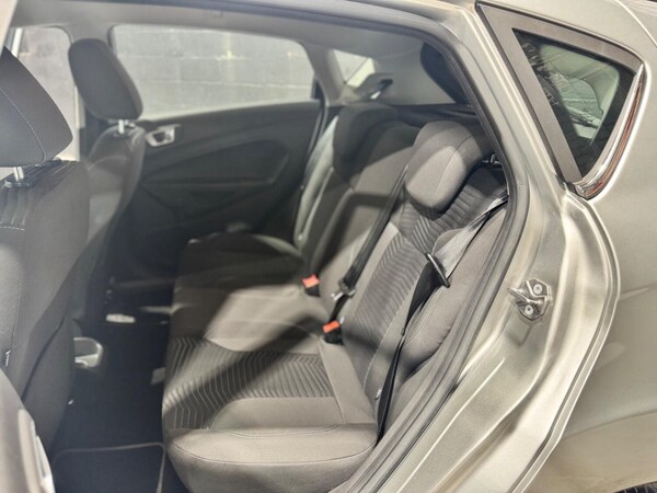 Used Ford Fiesta 2015 for sale - 75399523: Photo 33