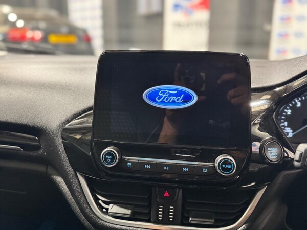 Used Ford Fiesta 2017 for sale - 75385907: Photo 45
