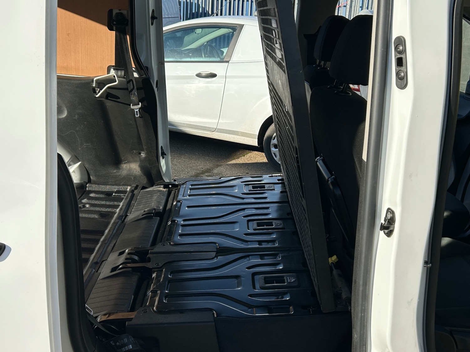 Used Peugeot Partner 2021 for sale - 76706662: Photo 22