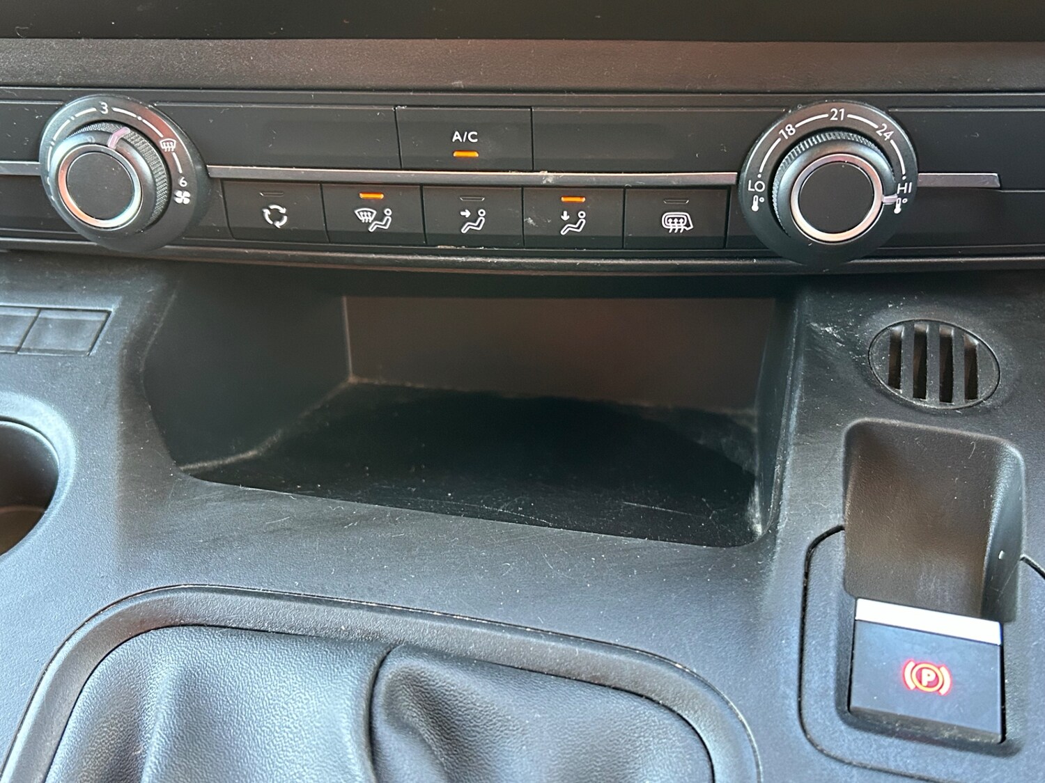 Used Peugeot Partner 2021 for sale - 76706662: Photo 7