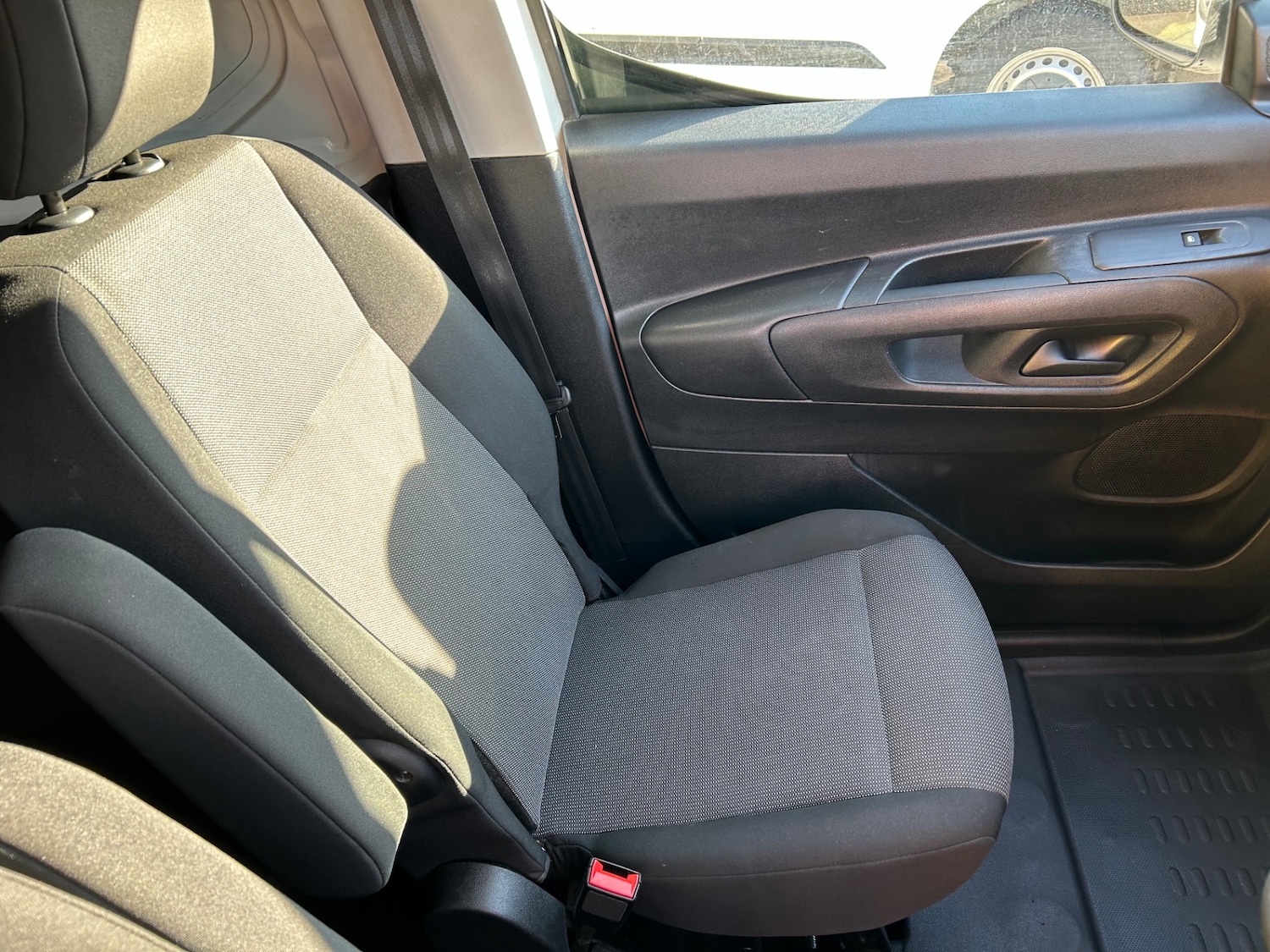 Used Peugeot Partner 2021 for sale - 76706662: Photo 9