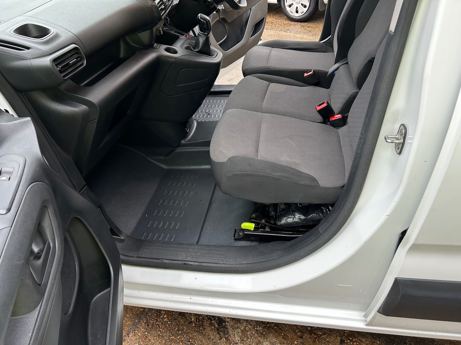 Used Peugeot Partner 2020 for sale - 77135719: Photo 16