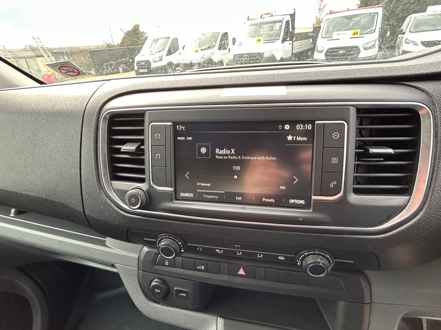 Used Vauxhall Vivaro 2020 for sale - 76477190: Photo 13