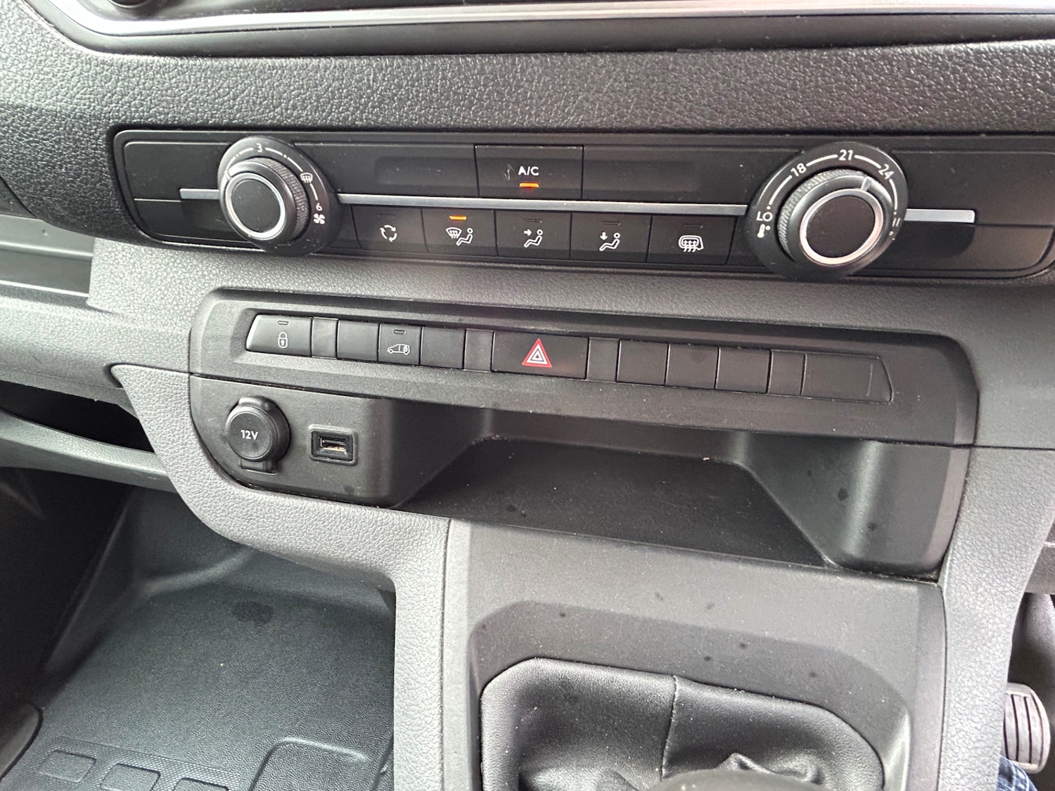 Used Vauxhall Vivaro 2020 for sale - 76477190: Photo 15