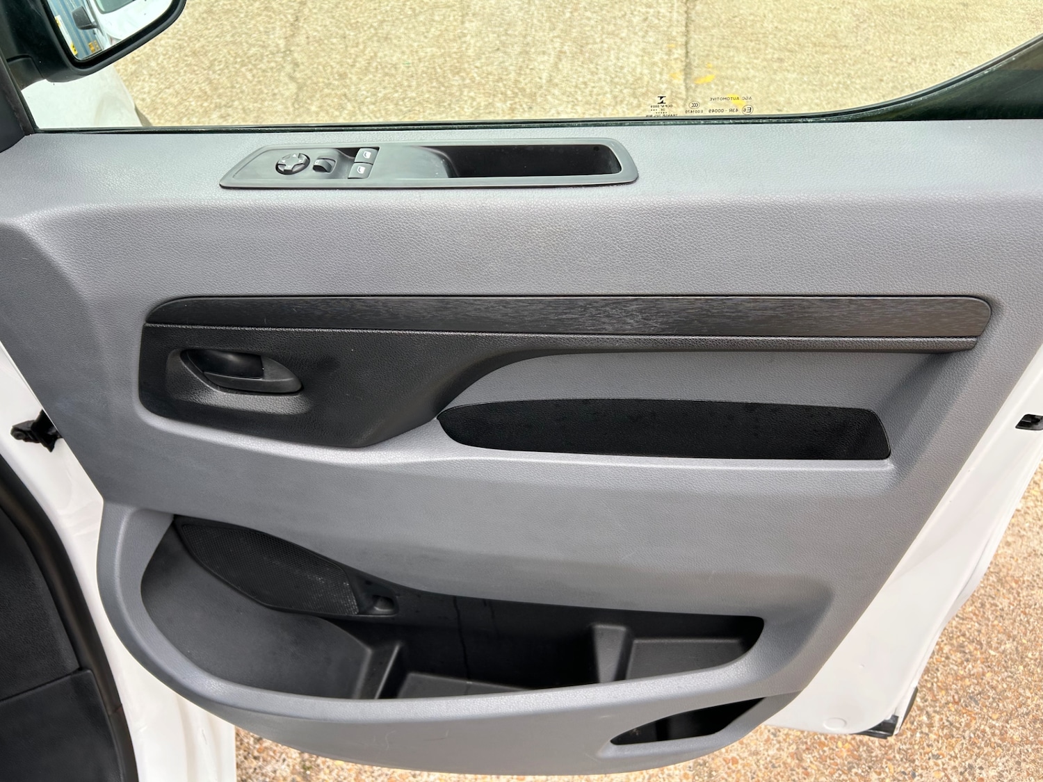 Used Vauxhall Vivaro 2020 for sale - 76477190: Photo 8