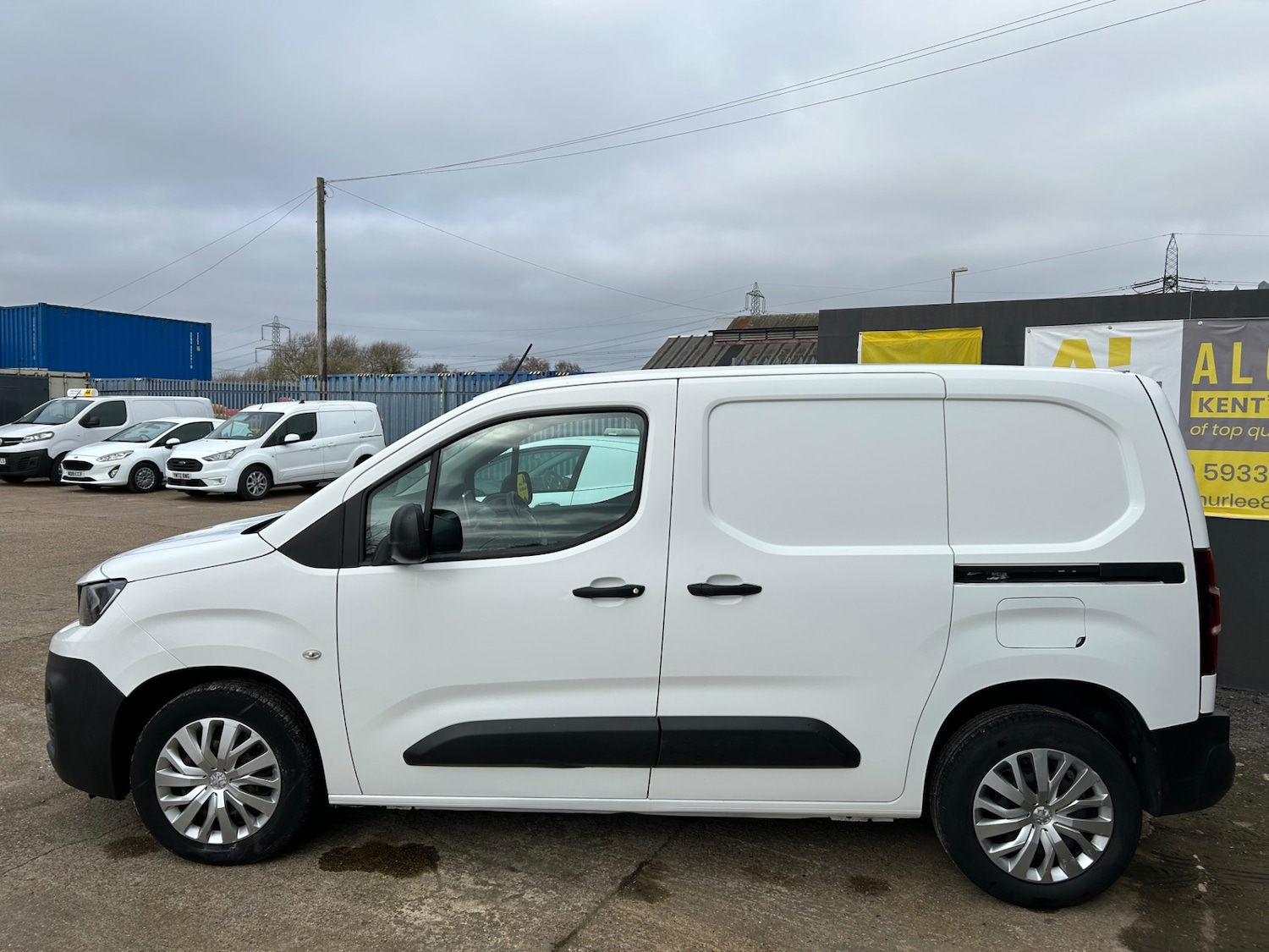 Used Peugeot Partner 2020 for sale - 77916063: Photo 4