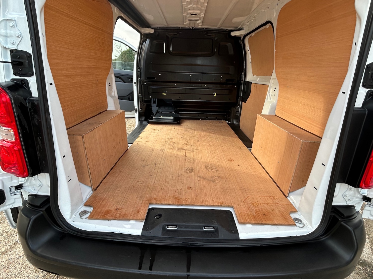 Used Peugeot Expert 2022 for sale - 76461622: Photo 23