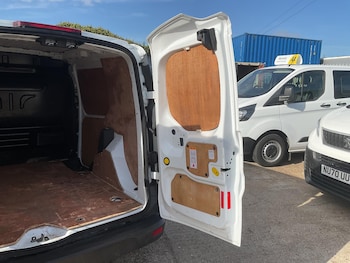 Used Ford Transit Connect 2018 for sale - 76232677: Photo