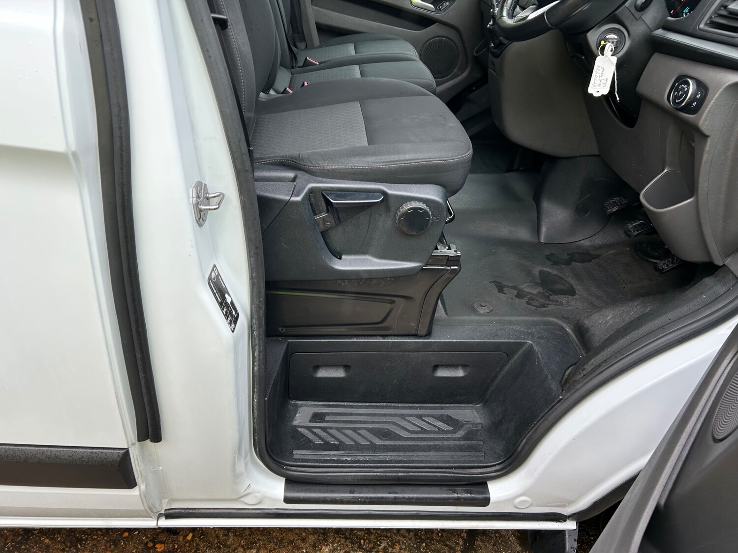 Used Ford Transit Custom 2020 for sale - 77207564: Photo 8