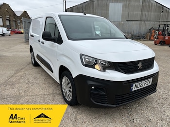 Used Peugeot Partner 2021 for sale - 76232145: Photo