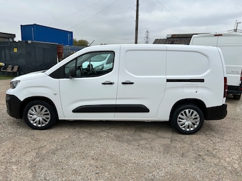 Used Peugeot Partner 2021 for sale - 76232145: Photo