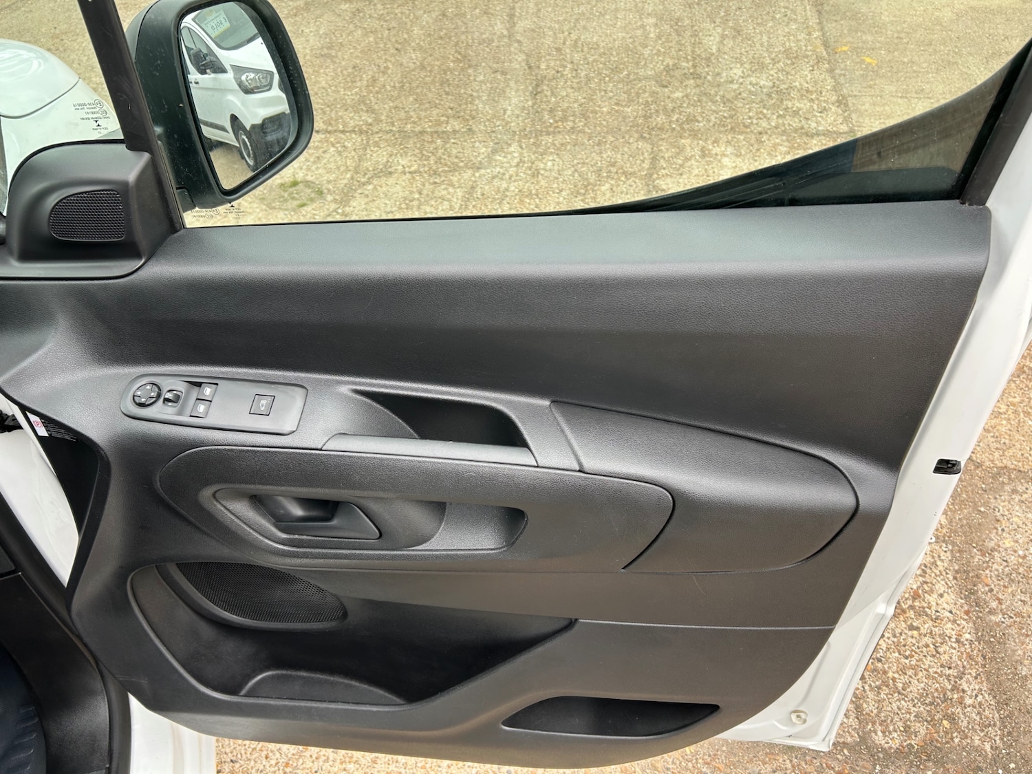 Used Peugeot Partner 2021 for sale - 76232145: Photo 7