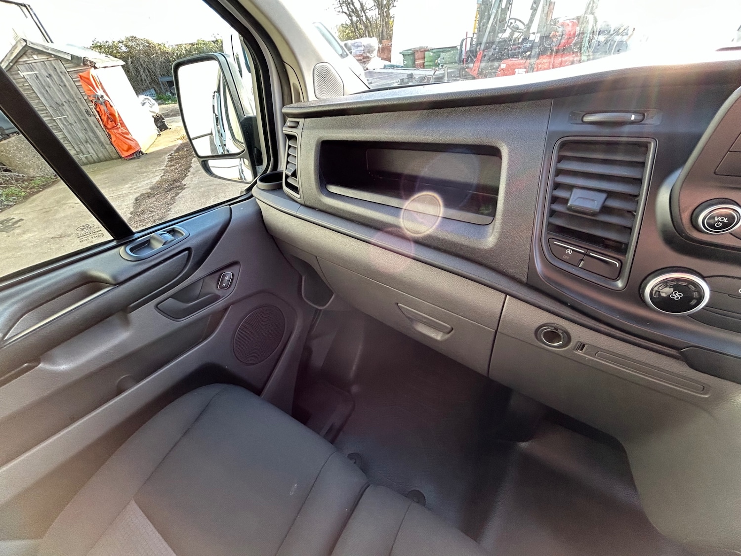 Used Ford Transit Custom 2020 for sale - 76555328: Photo 17