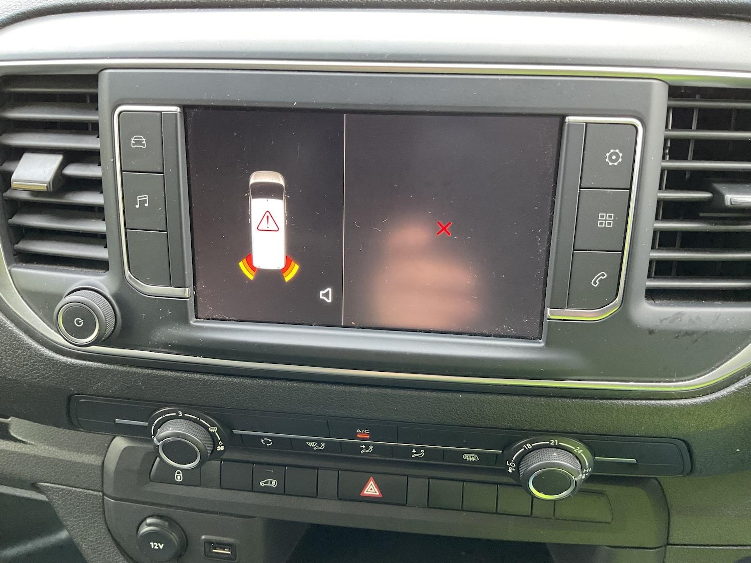 Used Vauxhall Vivaro 2023 for sale - 77916186: Photo 18