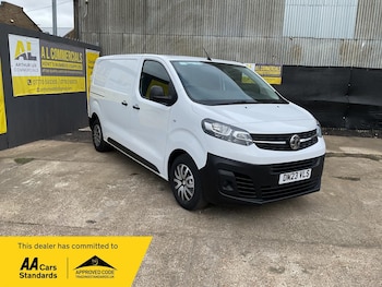 Vauxhall Vivaro feature image