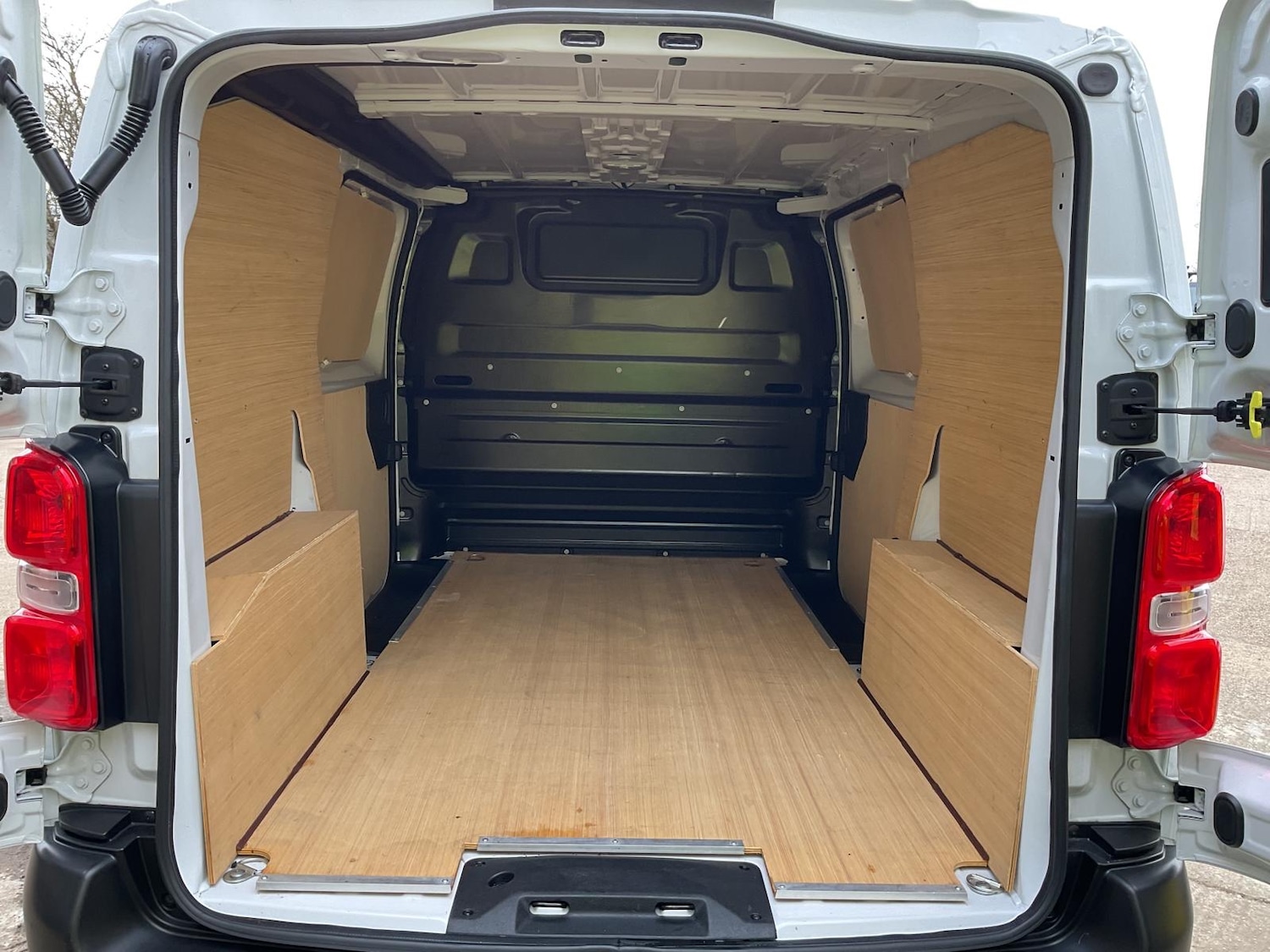 Used Vauxhall Vivaro 2023 for sale - 77916186: Photo 7