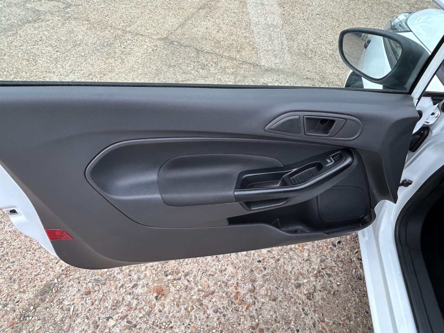 Used Ford Fiesta 2016 for sale - 76299032: Photo 21