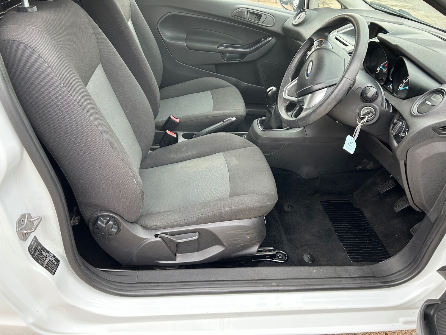 Used Ford Fiesta 2016 for sale - 76299032: Photo 6