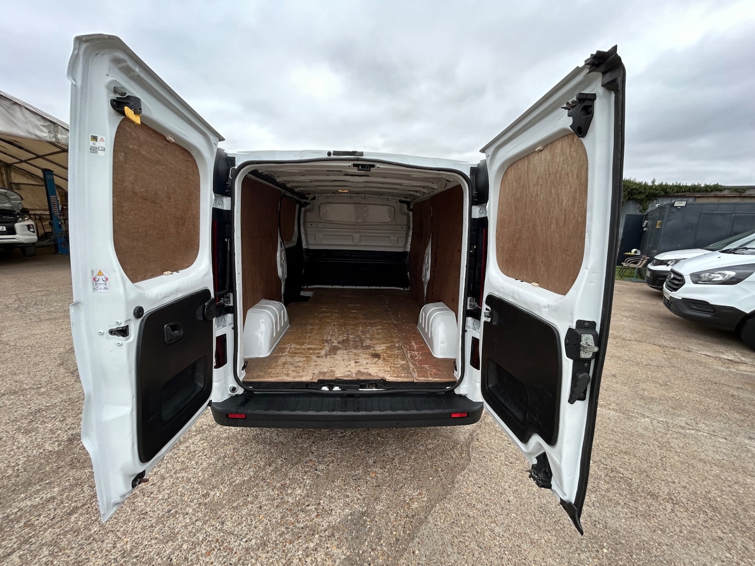 Used Vauxhall Vivaro 2018 for sale - 76275068: Photo 15
