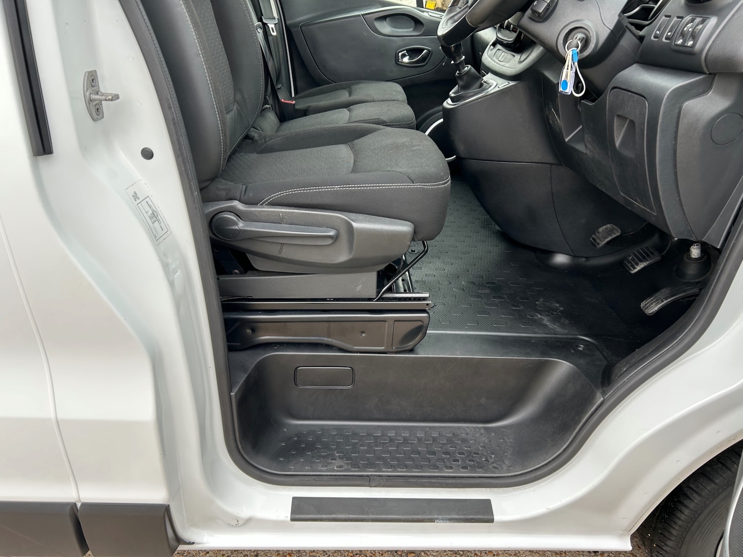 Used Vauxhall Vivaro 2018 for sale - 76275068: Photo 8