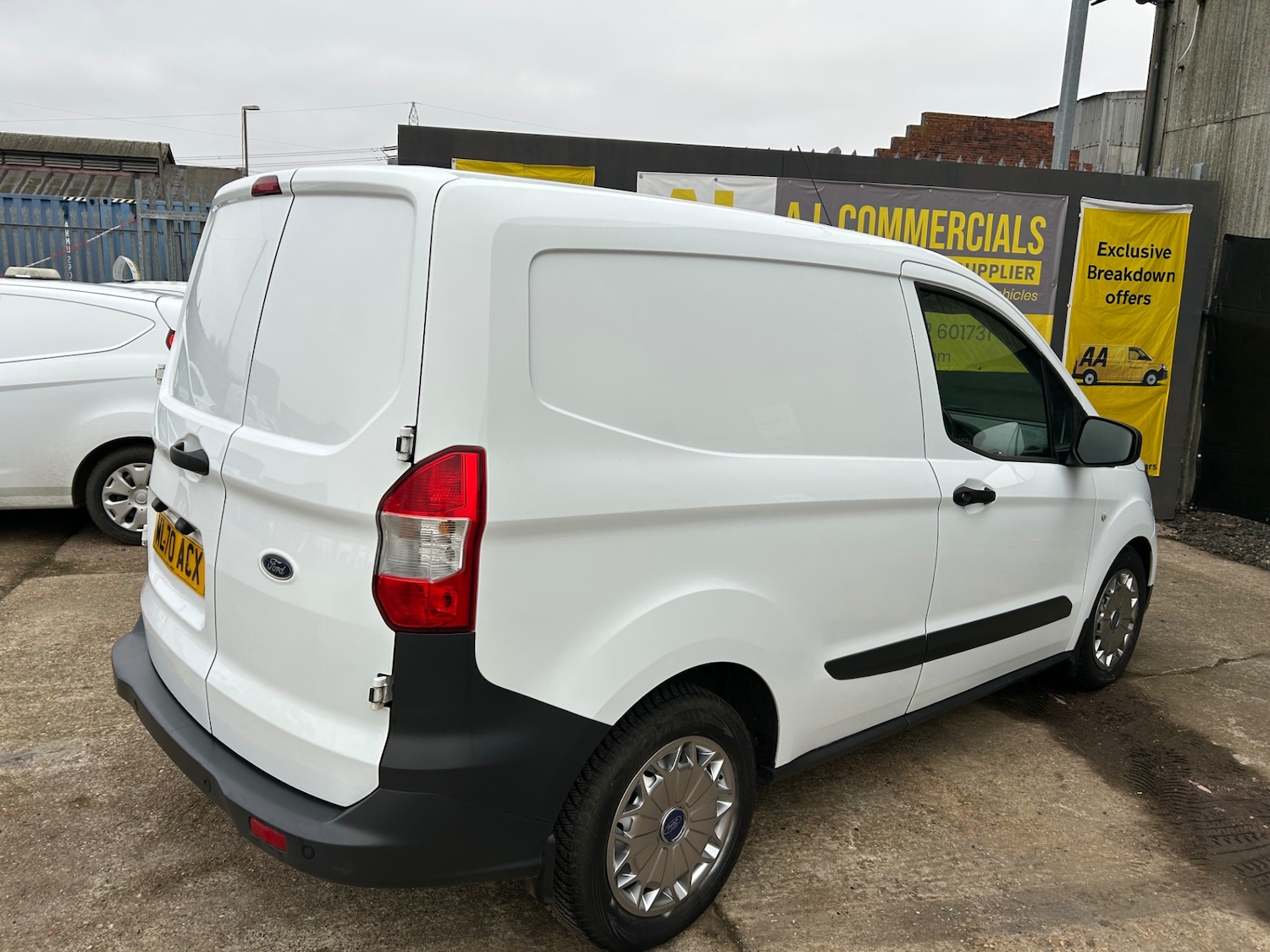 Used Ford Transit Courier 2020 for sale - 77061781: Photo 6