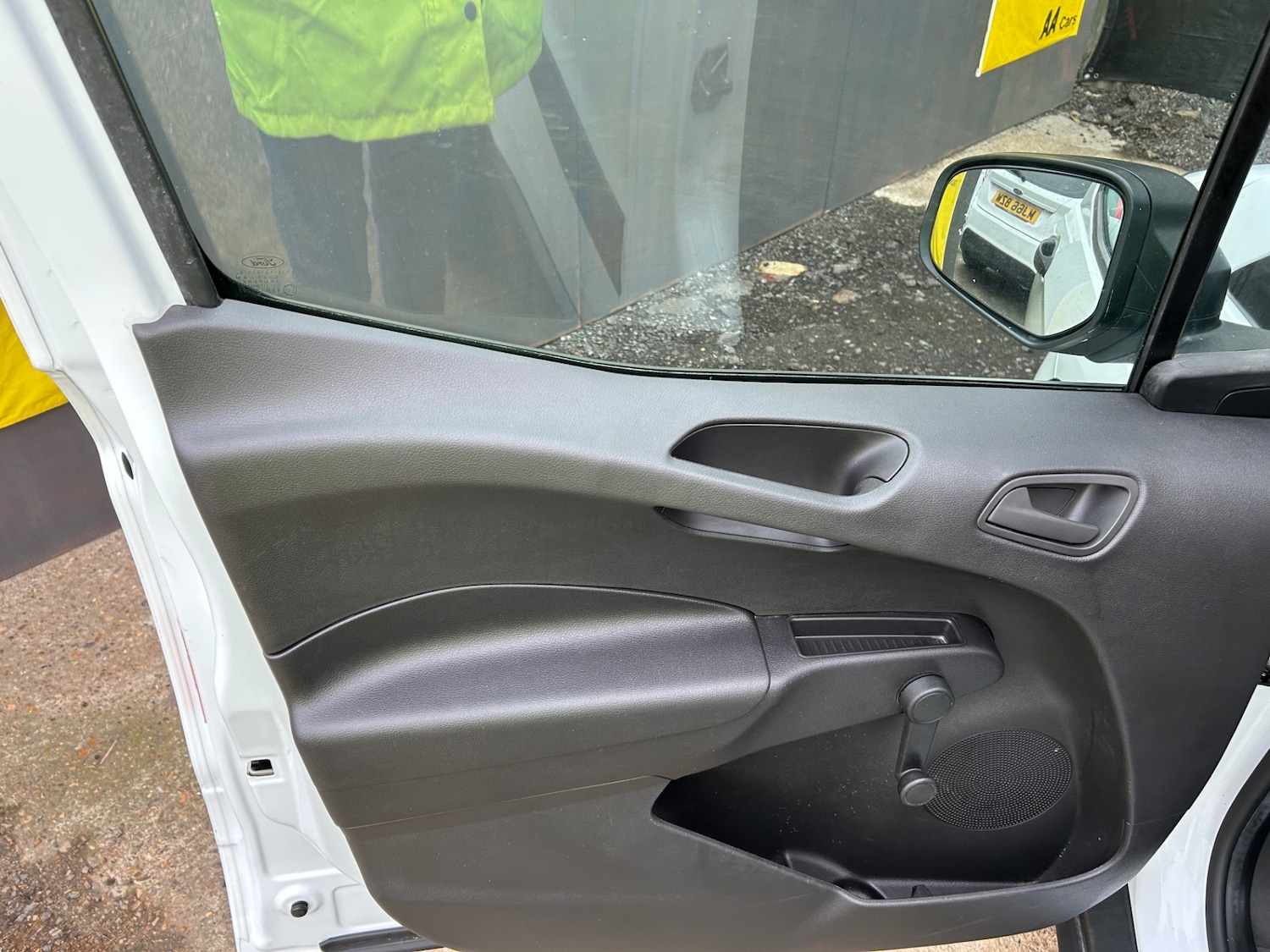 Used Ford Transit Courier 2020 for sale - 77061781: Photo 9