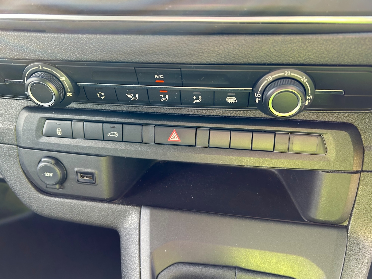 Used Vauxhall Vivaro 2023 for sale - 77716125: Photo 13