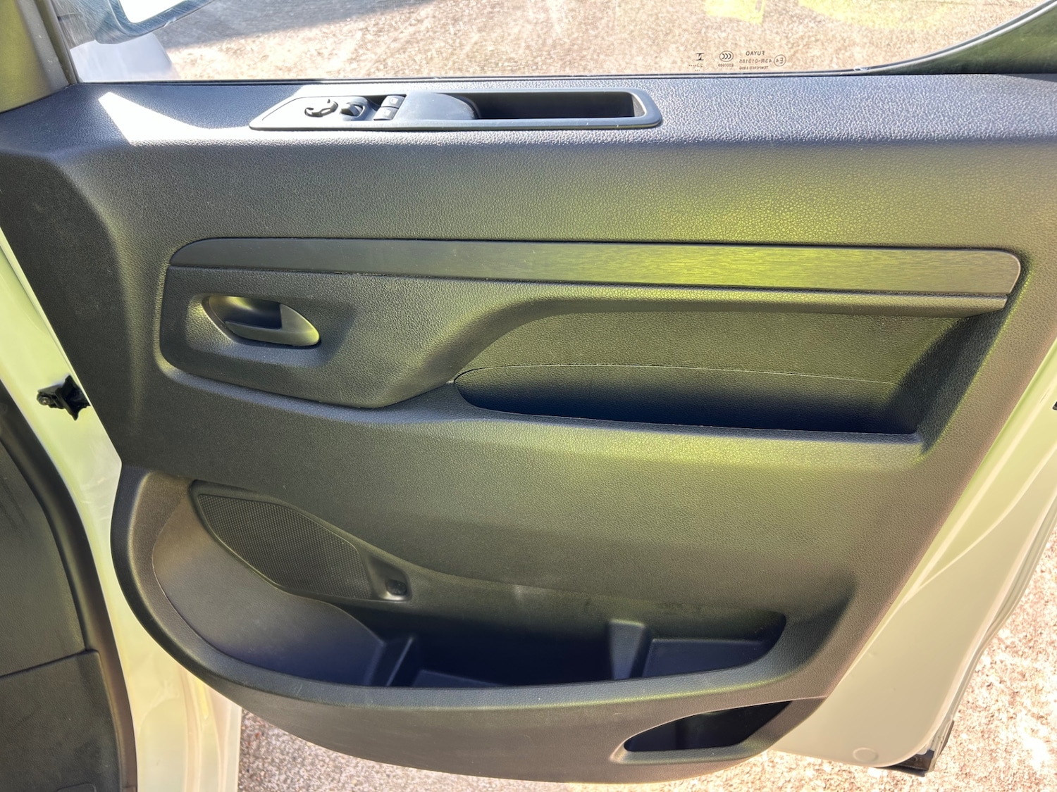 Used Vauxhall Vivaro 2023 for sale - 77716125: Photo 8