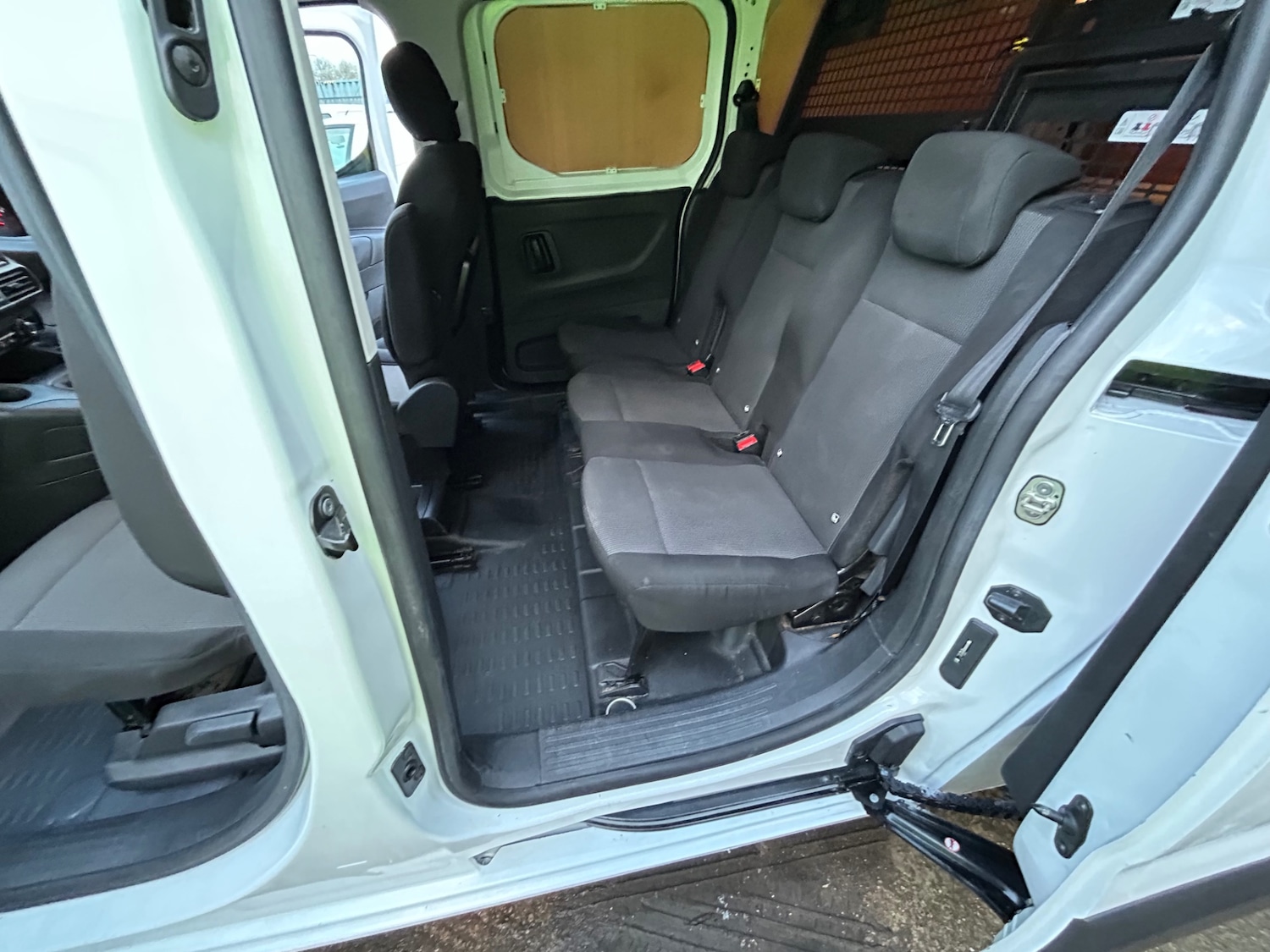 Used Peugeot Partner 2021 for sale - 77258628: Photo 16