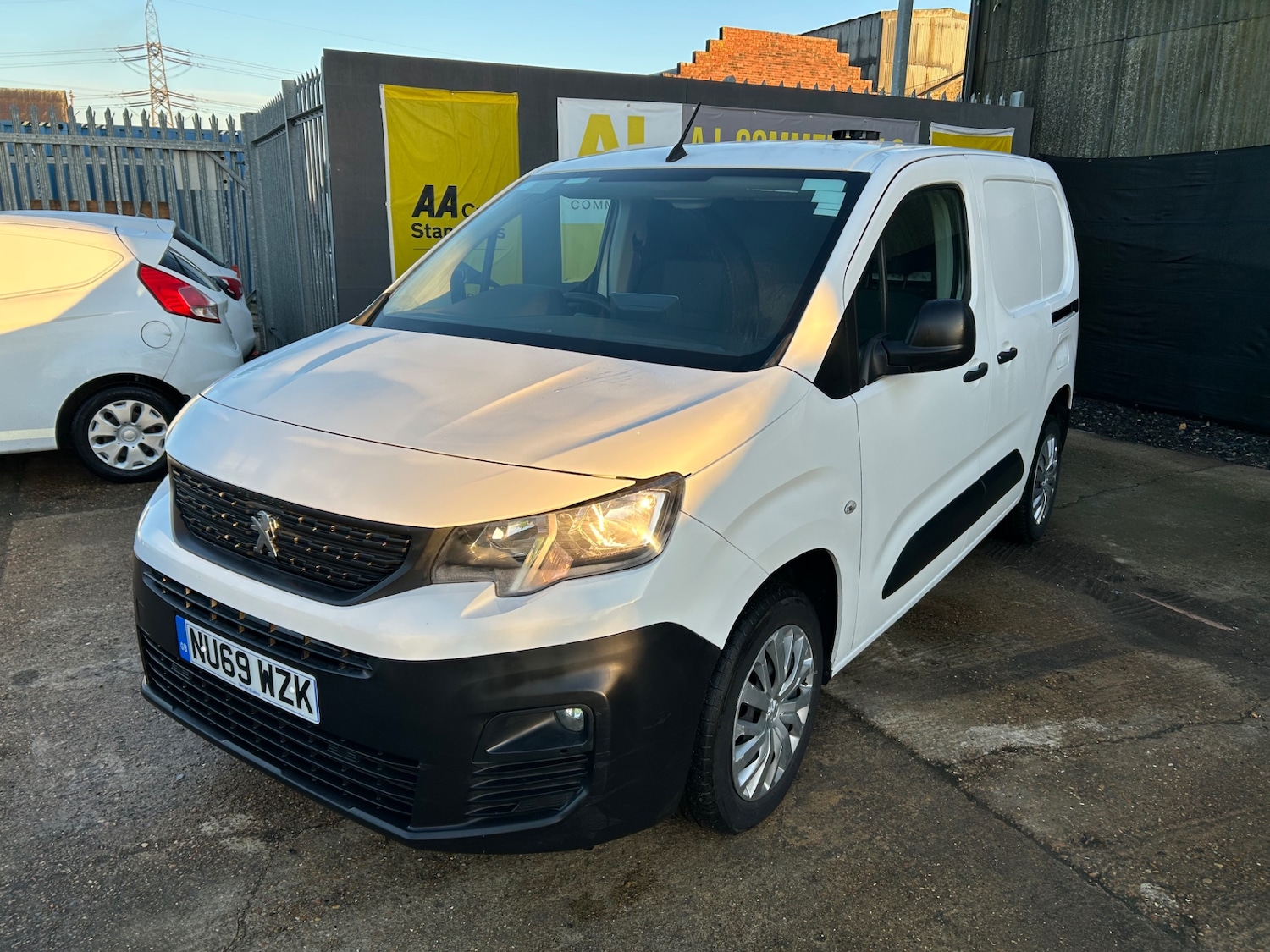 Used Peugeot Partner 2020 for sale - 77195449: Photo 3