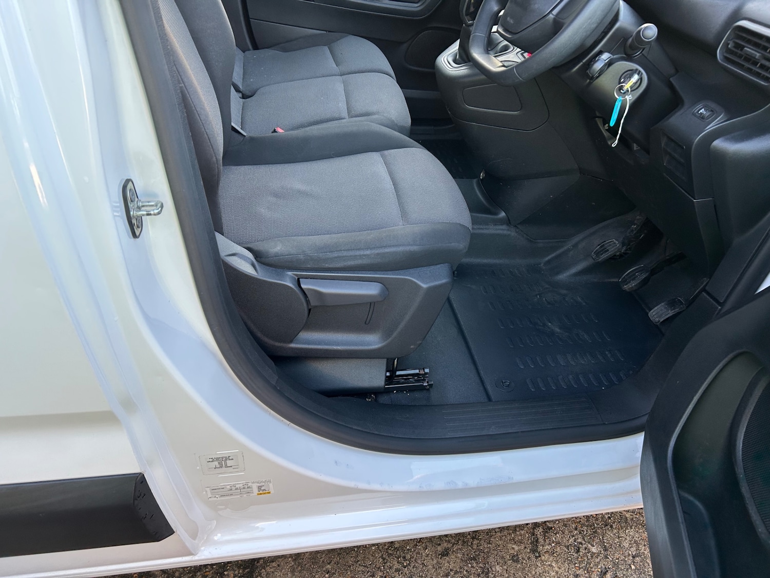 Used Peugeot Partner 2020 for sale - 77195449: Photo 8