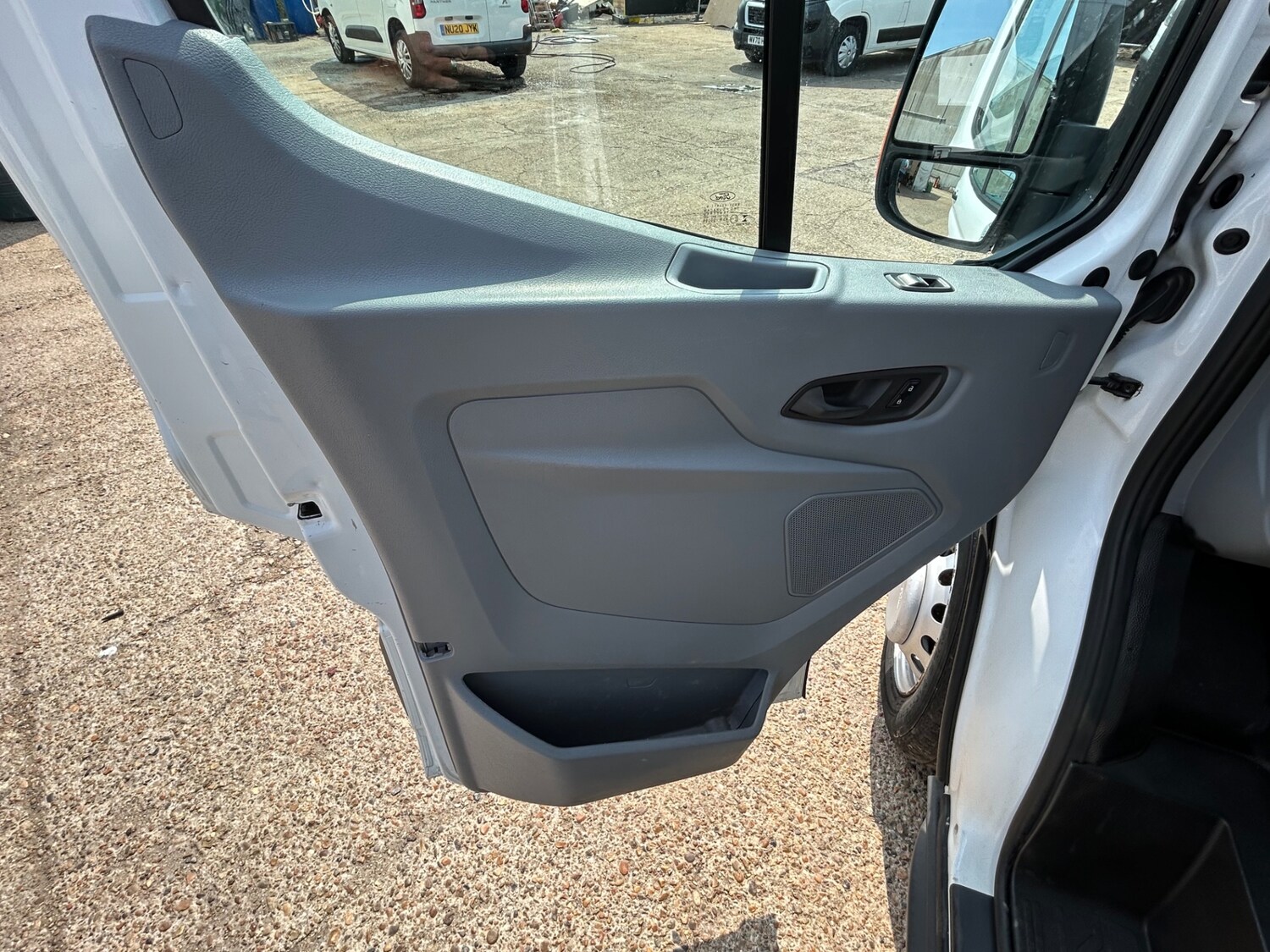 Vehicle 21