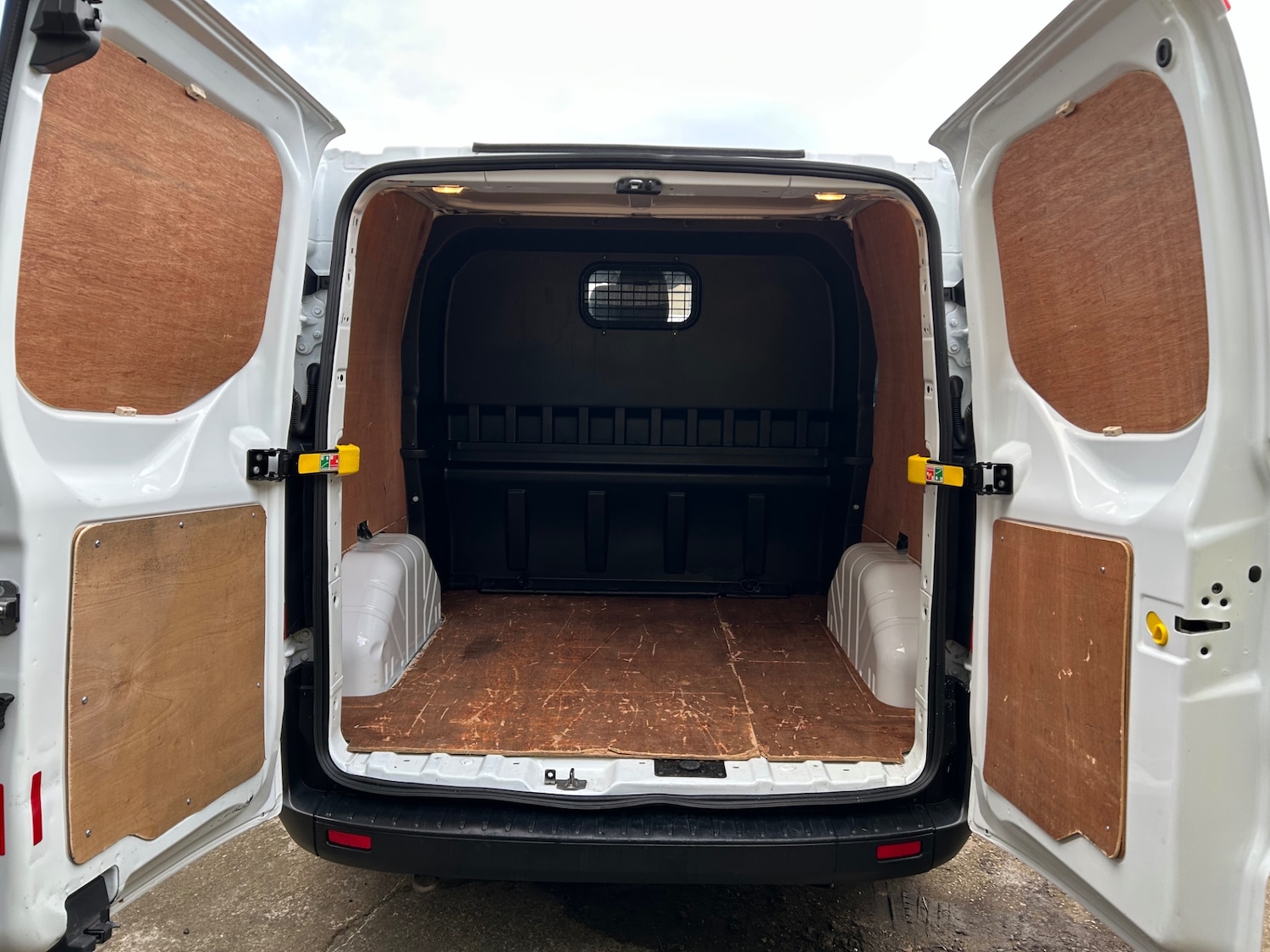 Used Ford Transit Custom 2019 for sale - 76734608: Photo 6