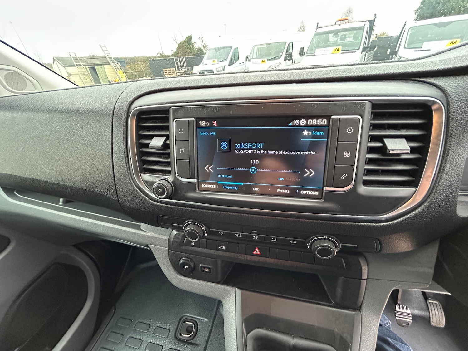 Used Peugeot Expert 2020 for sale - 76402154: Photo 12