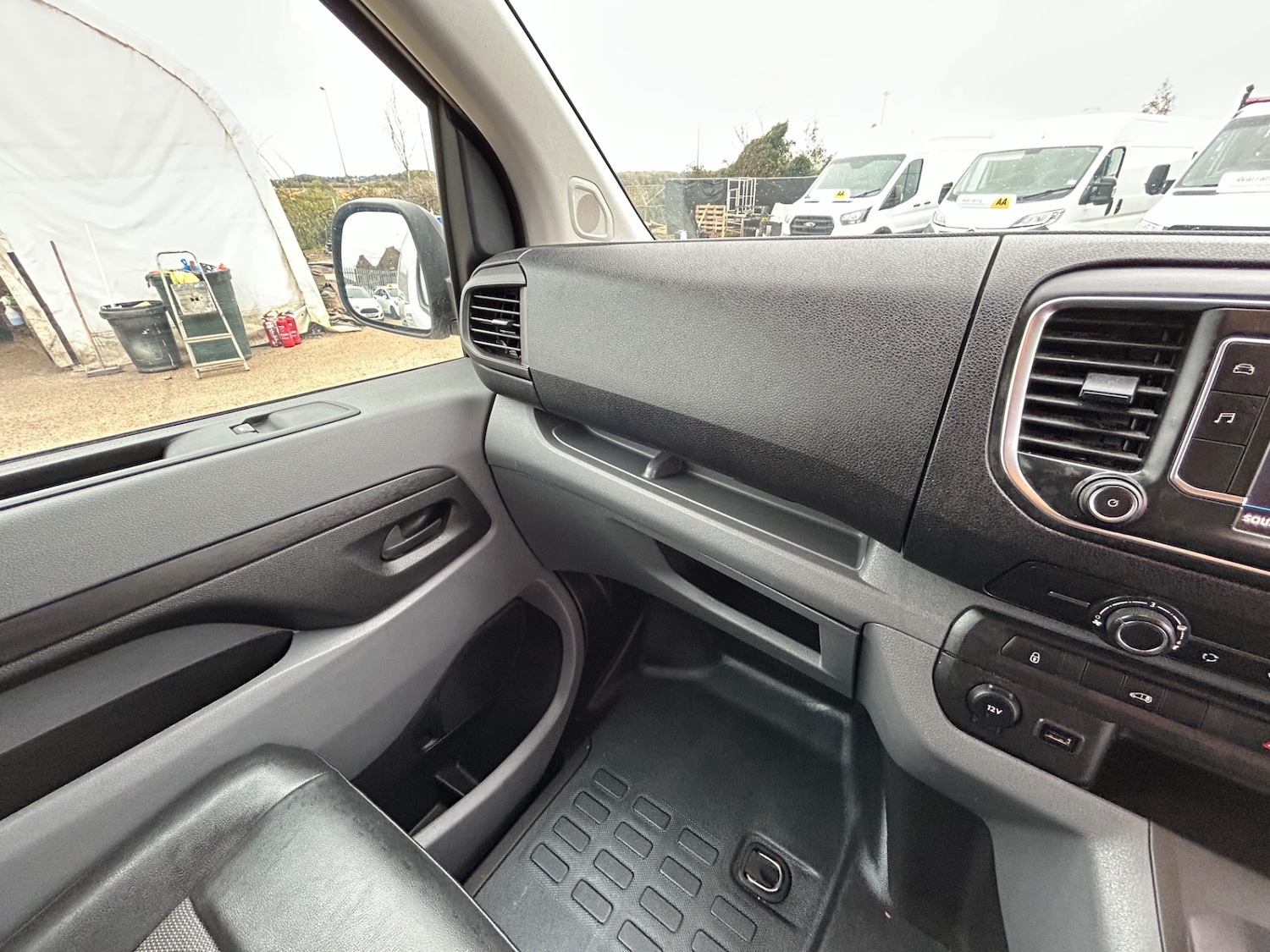 Used Peugeot Expert 2020 for sale - 76402154: Photo 15