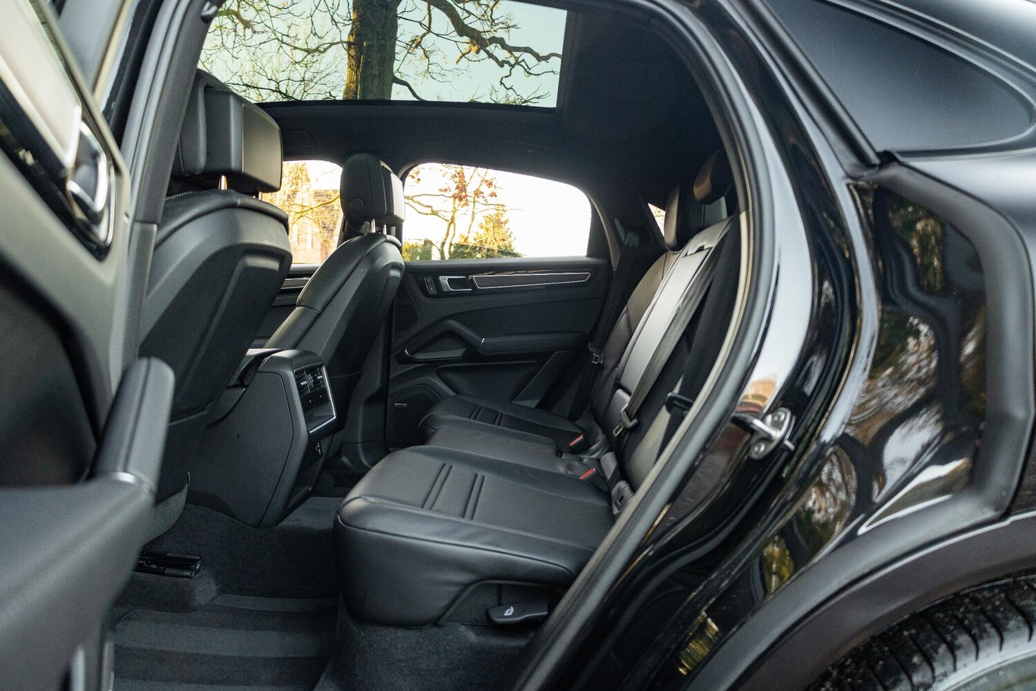 Used Porsche Cayenne 2022 for sale - 76759665: Photo 12