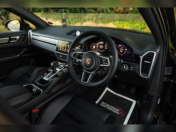 Used Porsche Cayenne 2022 for sale - 76759665: Photo