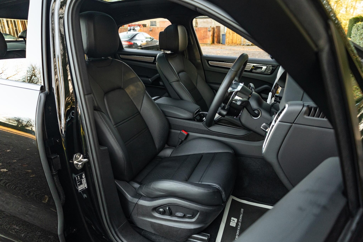 Used Porsche Cayenne 2022 for sale - 76759665: Photo 6