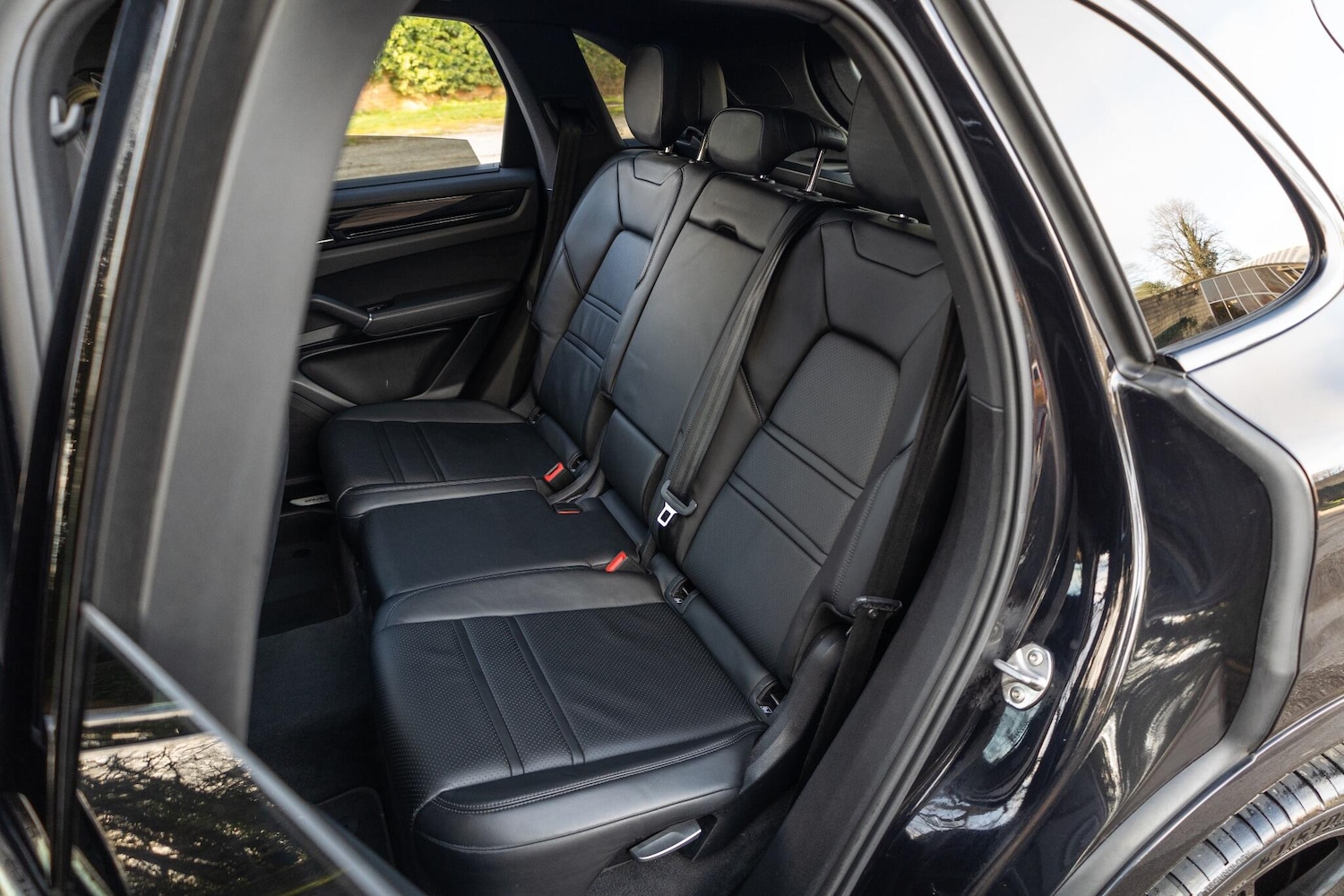 Used Porsche Cayenne 2019 for sale - 76997054: Photo 12