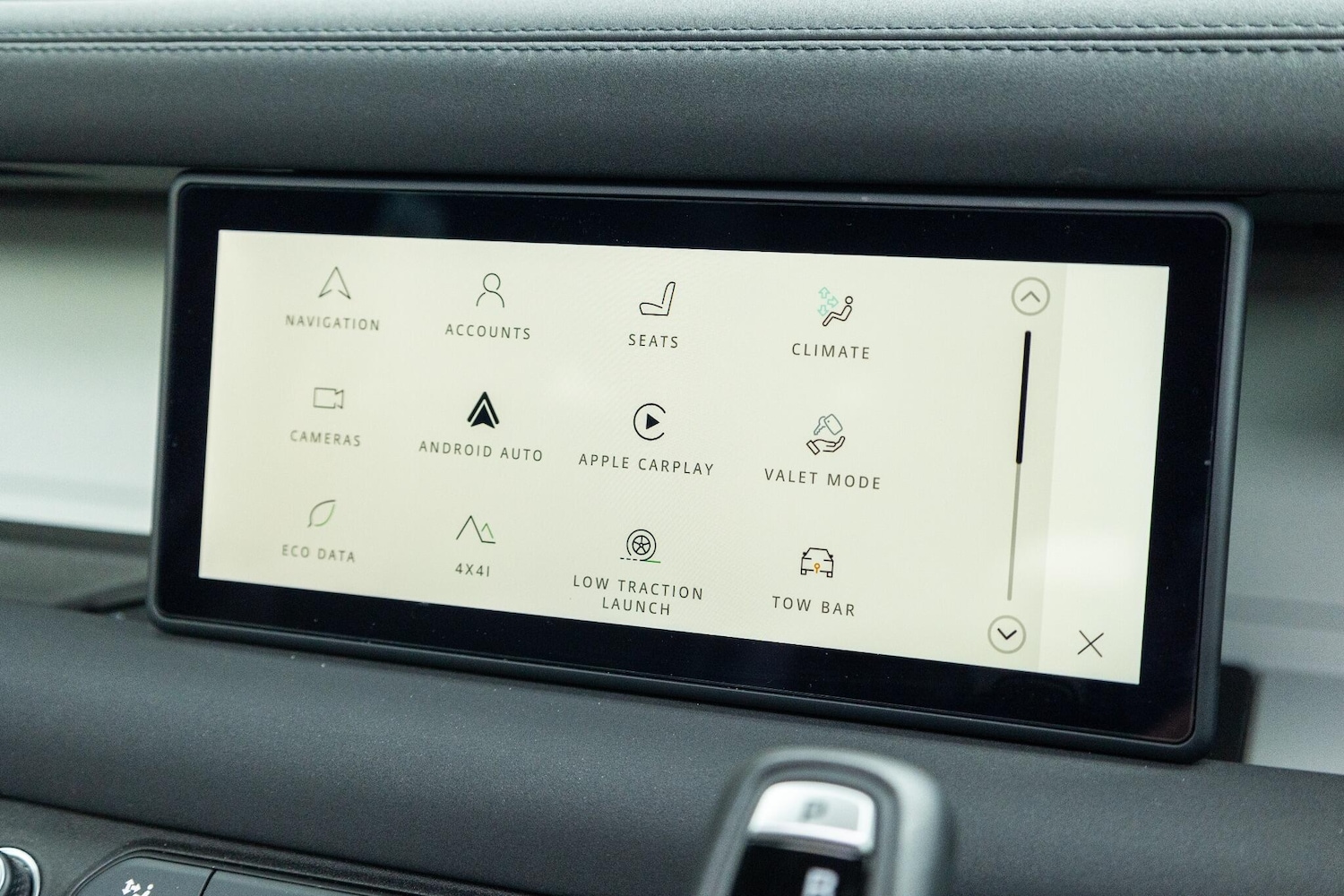 Used Land Rover Defender 2024 for sale - 77376870: Photo 19