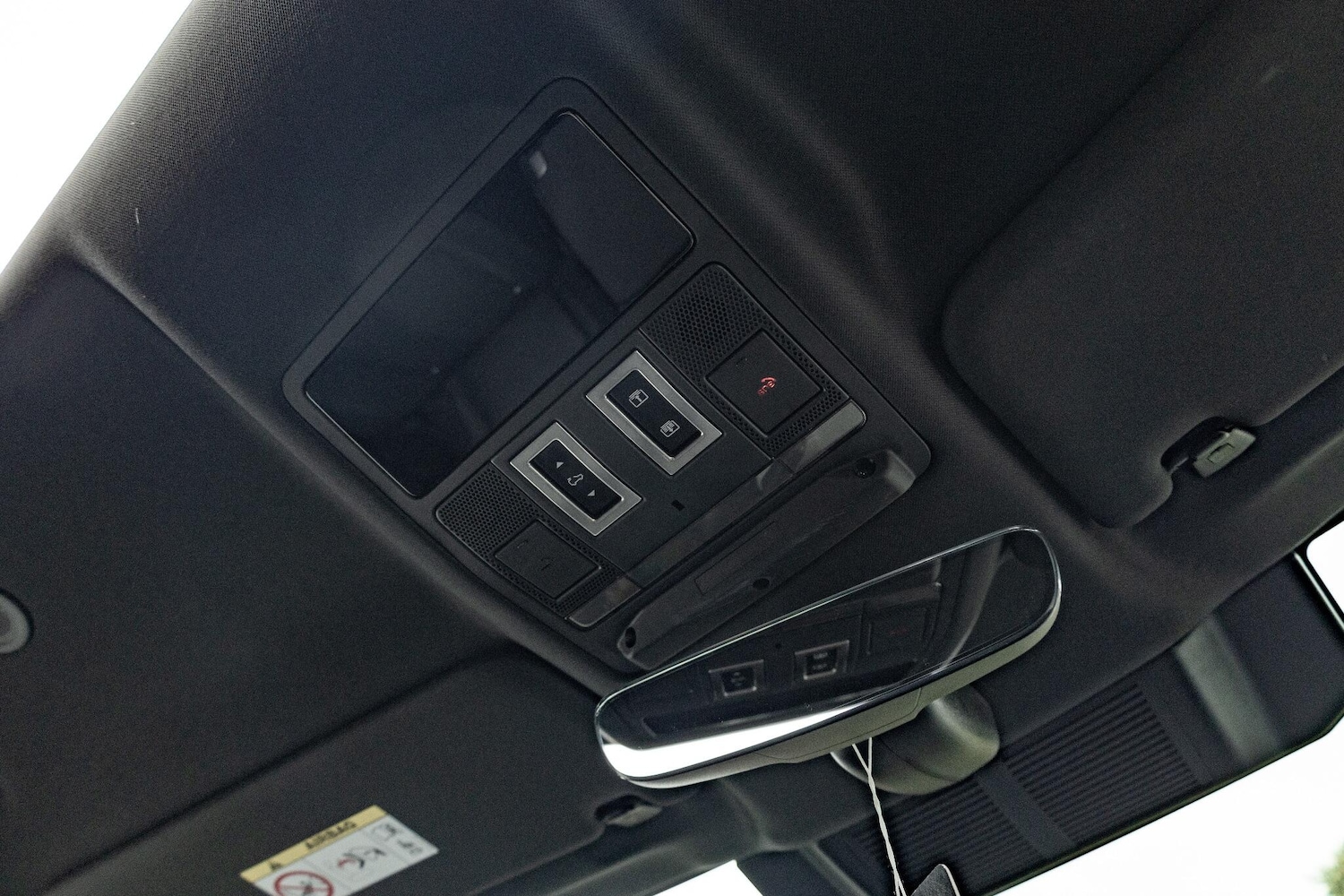 Used Land Rover Defender 2024 for sale - 77376870: Photo 40