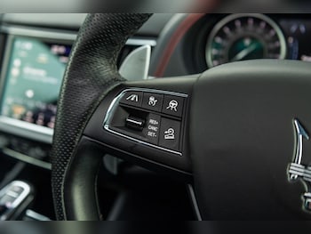 Used Maserati Levante 2021 for sale - 79590275: Photo