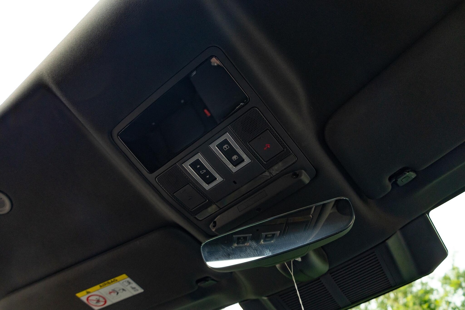 Used Land Rover Defender 2023 for sale - 78185644: Photo 48