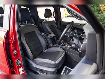 Used Volkswagen Amarok 2024 for sale - 79508855: Photo