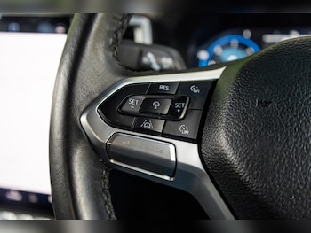 Used Volkswagen Amarok 2024 for sale - 79508855: Photo