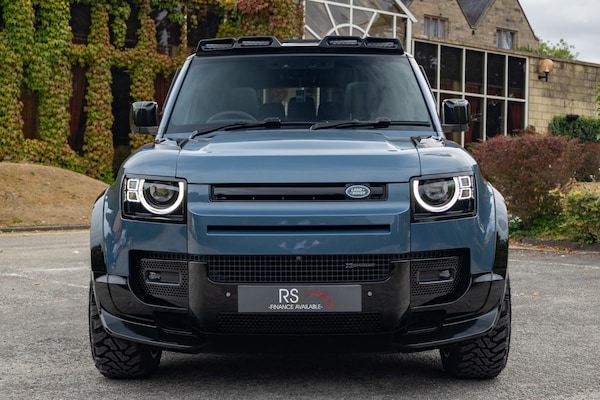 Used Land Rover Defender 110 2023 for sale - 75459136: Photo 4
