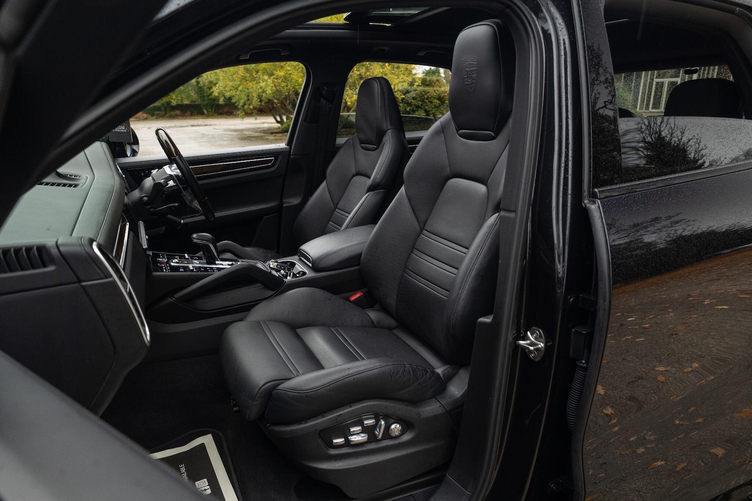 Used Porsche Cayenne 2019 for sale - 76996195: Photo 31