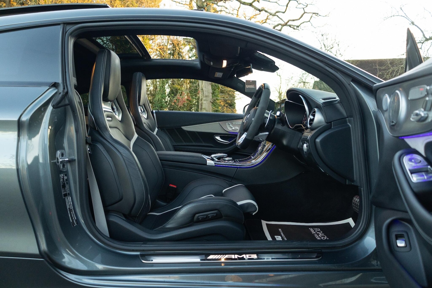 Used Mercedes-Benz C Class 2019 for sale - 76839673: Photo 2