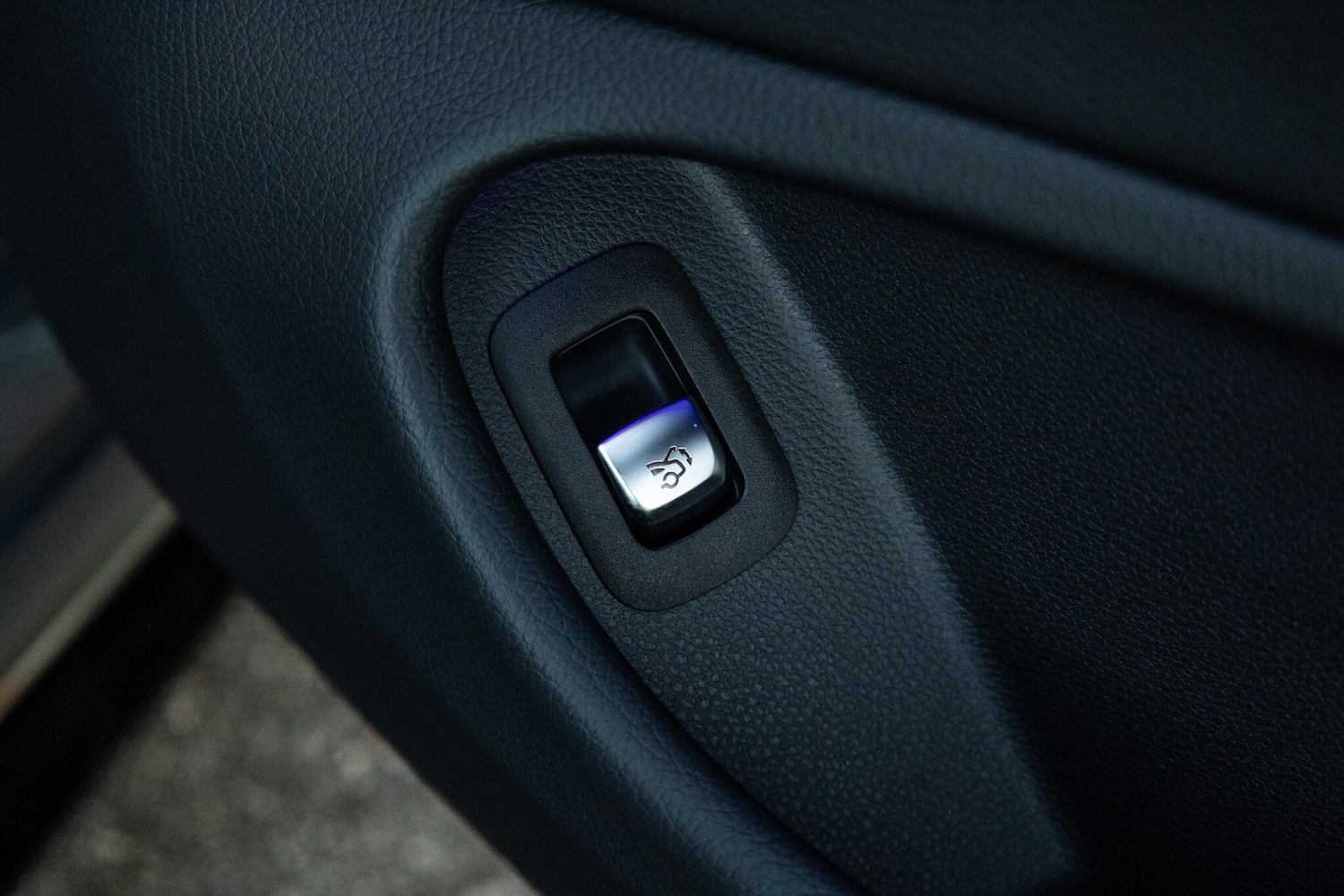 Used Mercedes-Benz C Class 2019 for sale - 76839673: Photo 46